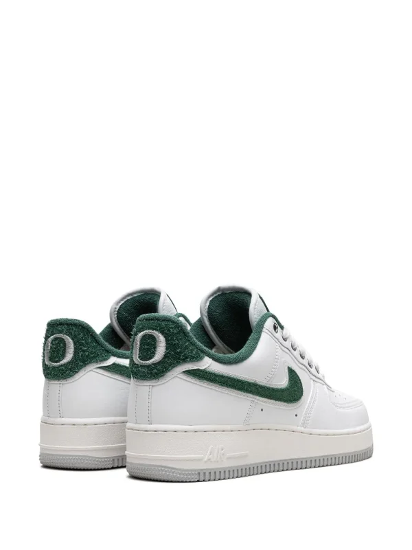 Nike Air Force 1 logo-patch sneakers - Image 3