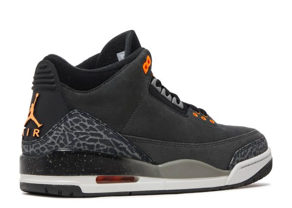 AIR JORDAN 3 RETRO 'FEAR' 2023 - Image 3