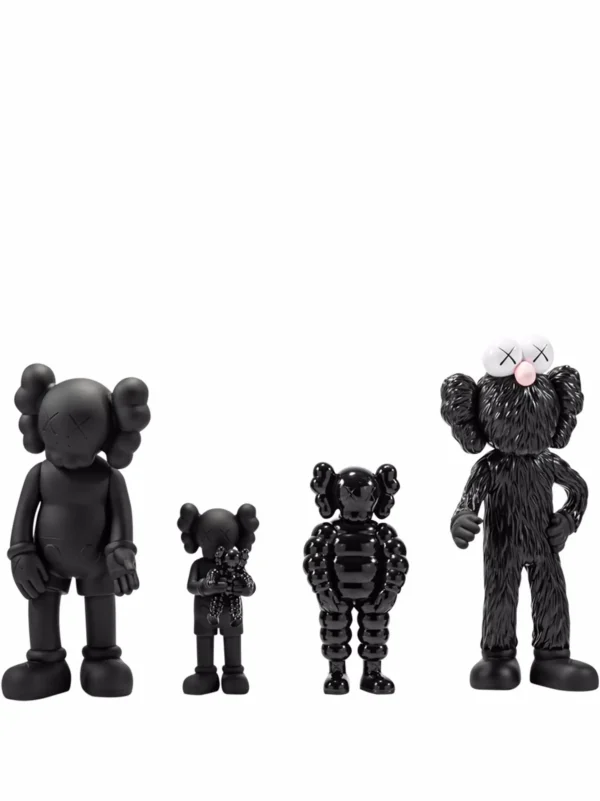 Companion Family figure set