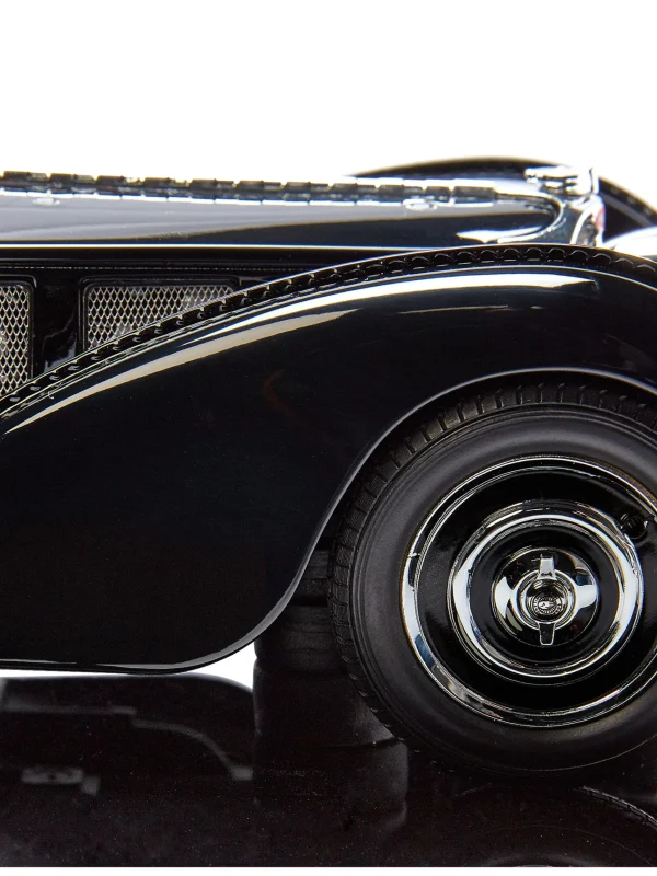 1938 Bugatti 57SC Atlantic Coupe sculpture - Image 6